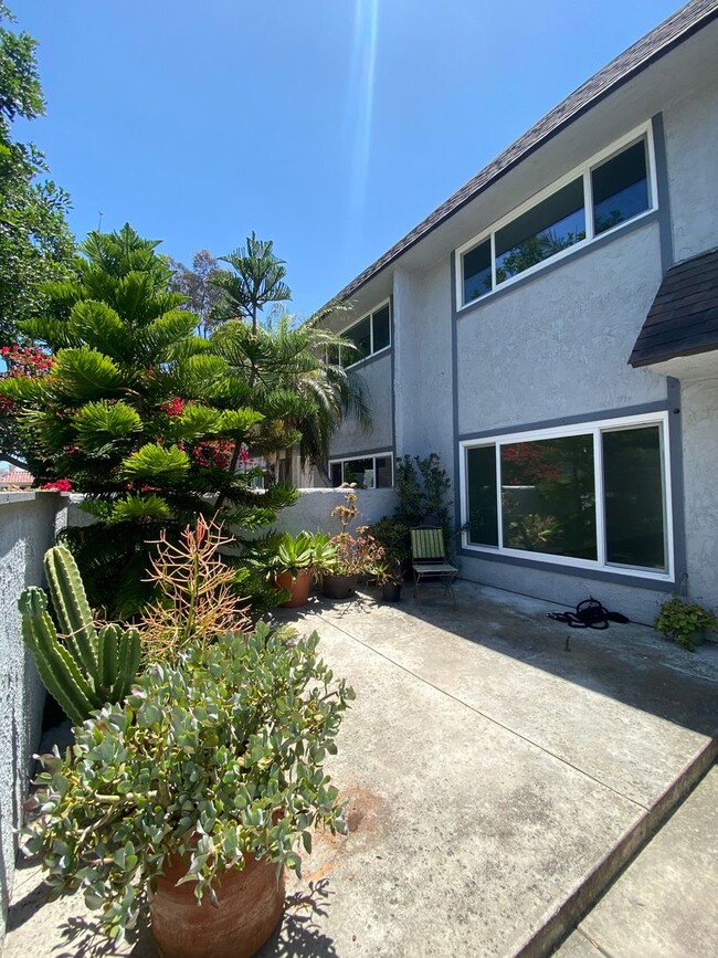 Photo - Harbor Village 2 bedroom Condo Unidad 5
