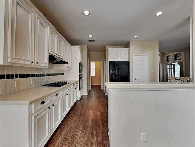 Photo - 141 S Laguna Pointe Dr