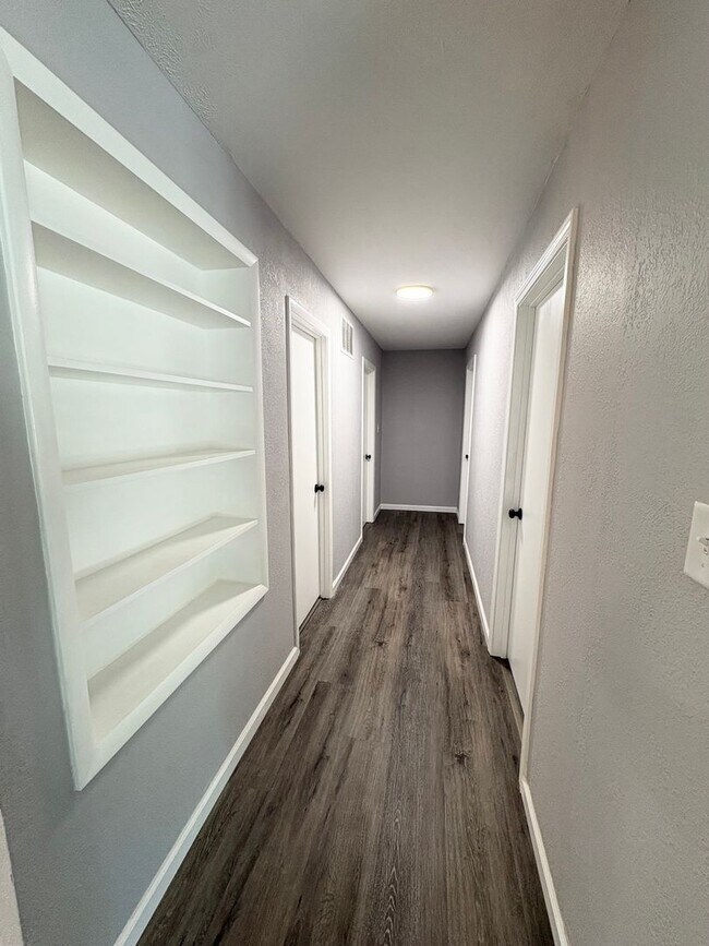 Photo - Spacious & Updated 4 Bedroom Home!
