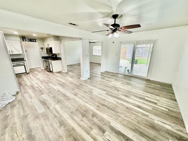 Photo - Charming Northwest Fresno 3/2