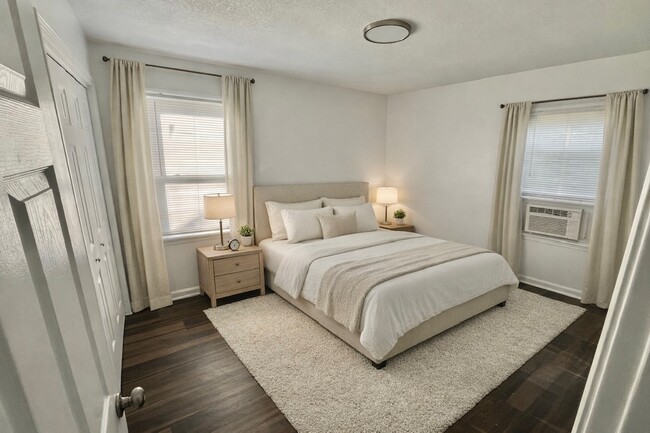 Photo - 7700 Norwood St