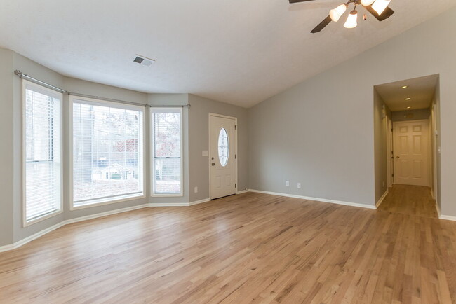 Photo - 1028 Braddock Cir House