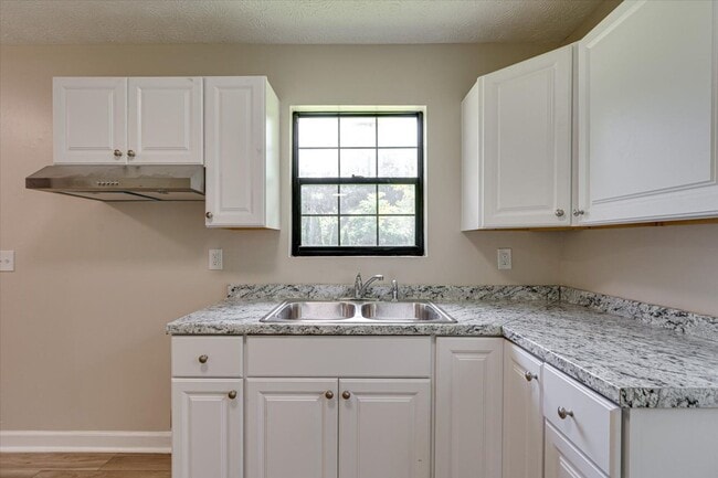 Photo - 2 BR 1 BA house for Rent - Soddy Daisy