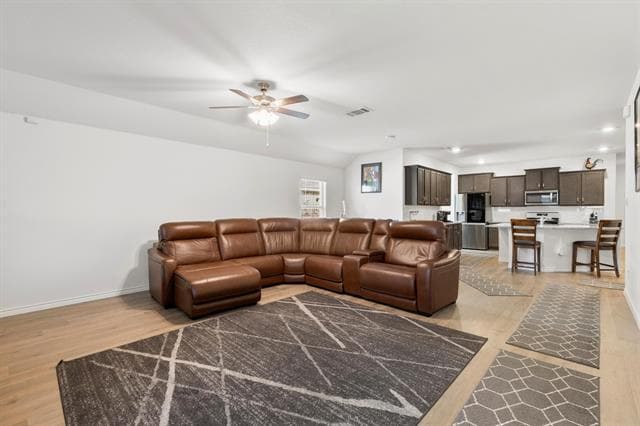 Photo - 1302 Colonial Bluff Ln