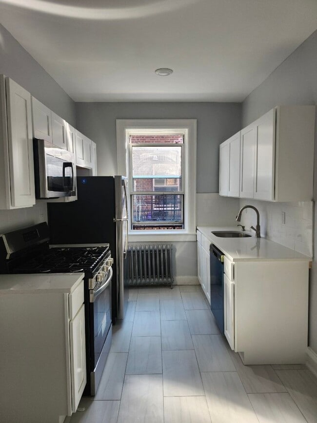 Building Photo - Hudson Crest - Cliffside Park