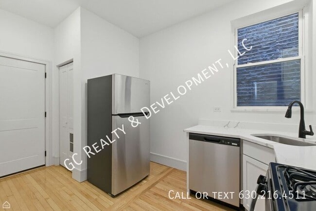 Photo - 1928 W 21st St Unit 1R