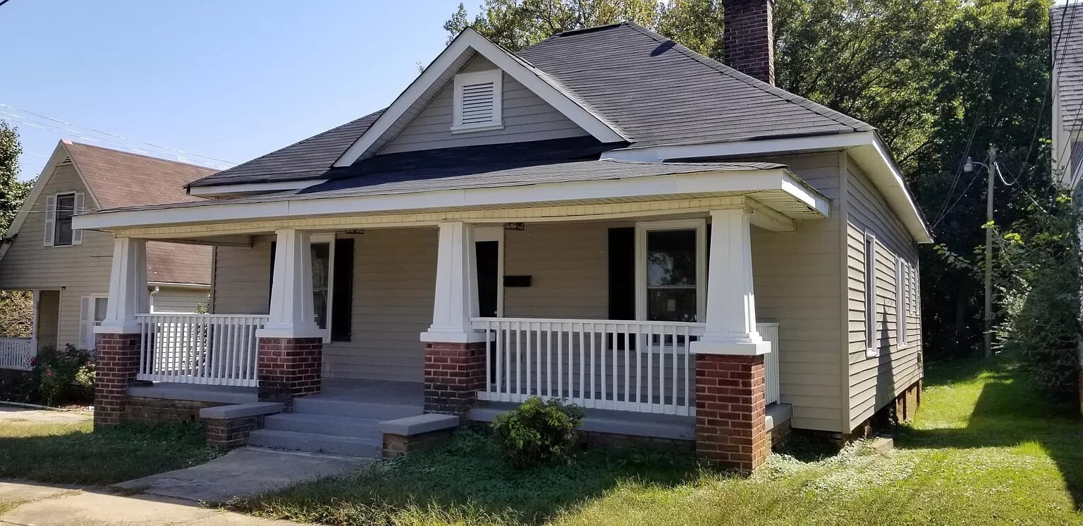 Photo - 303 S Yadkin Ave Casa