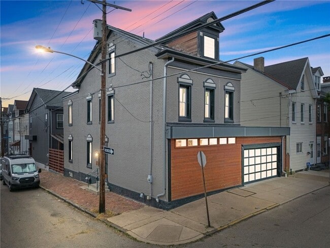 Building Photo - 3865 Howley St Rental