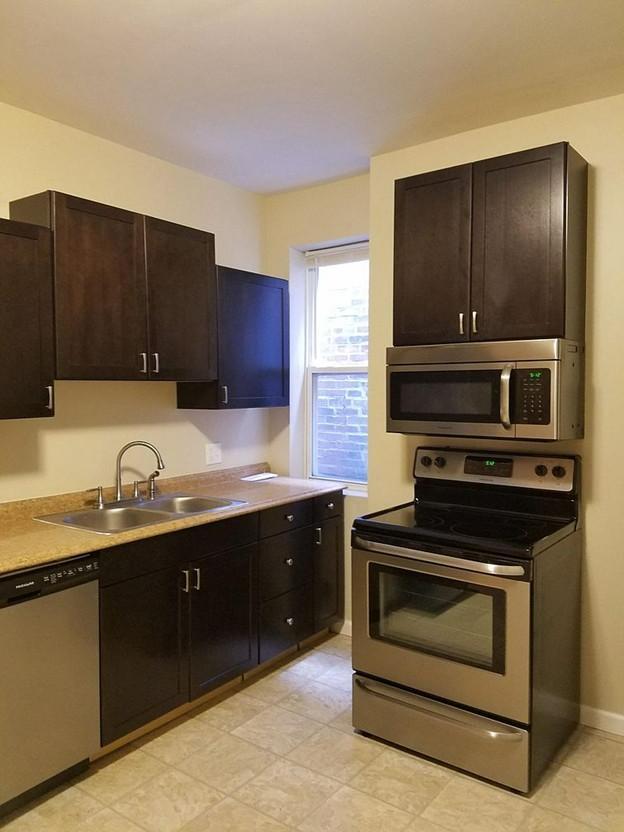 Photo - 4955 Arsenal St