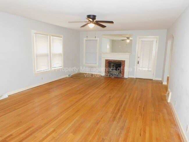 Photo - 3713 N Cherry St