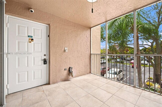 7647 Granville Dr Unit 212