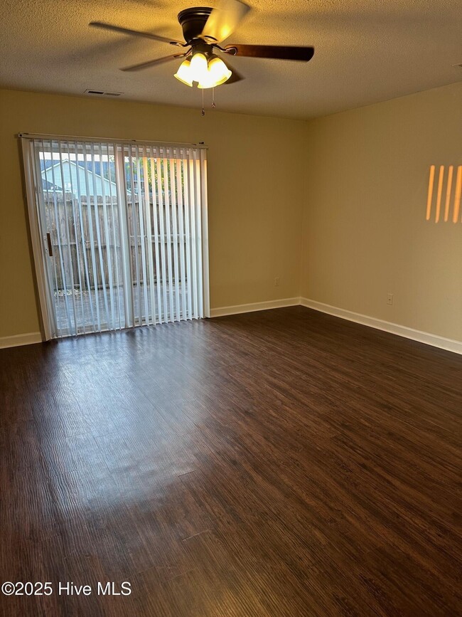 Photo - 2907 Eastridge Ct