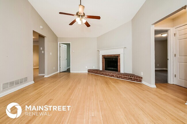 Photo - 1606 Elizabeth Ln