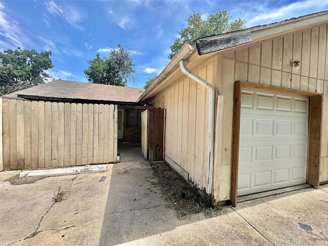 Photo - 207 W William Cannon Dr Unidad B