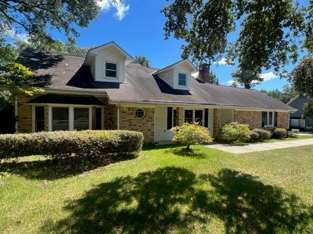 Photo - 1401 Regency Oaks Dr House