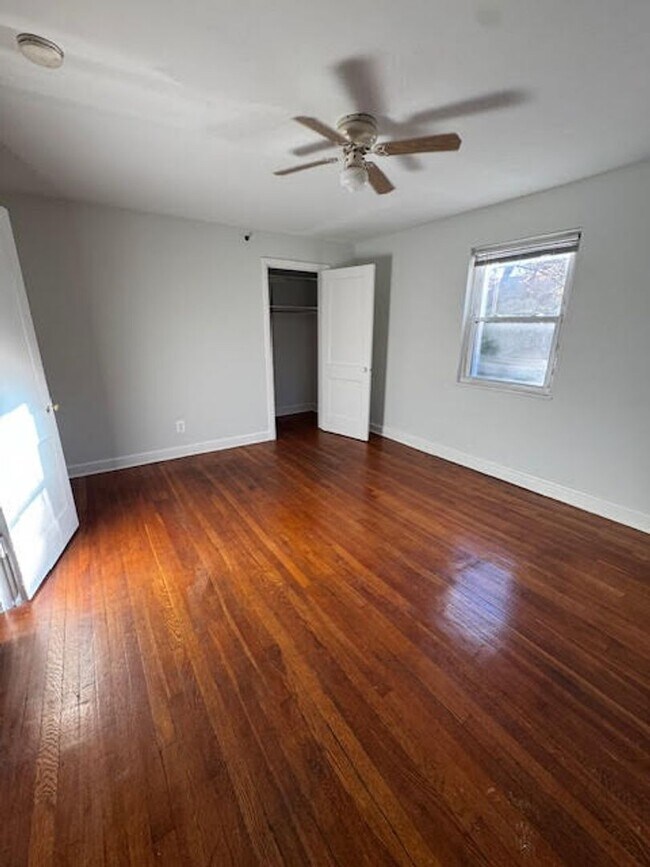 Photo - 4835 Indian Ln Unit #202