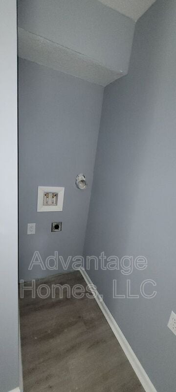 Photo - 700 N 70th St
