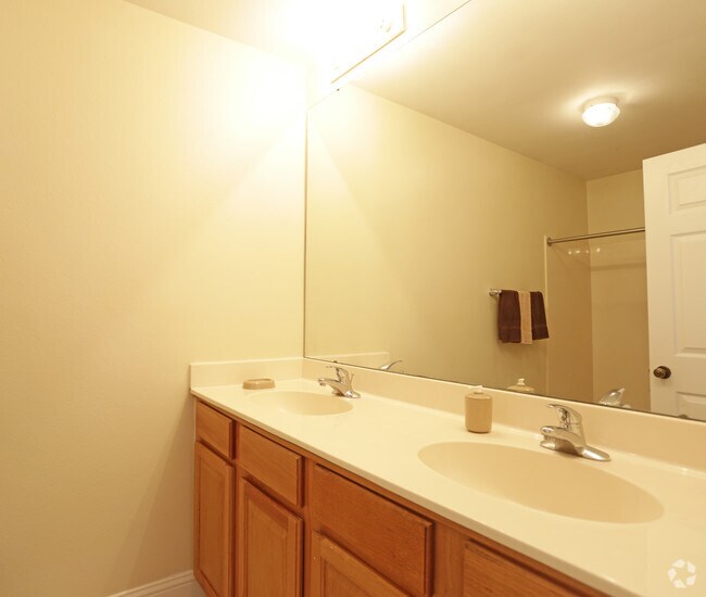 Naval Air Station Joint Reserve Base Apartments Belle Chasse, LA