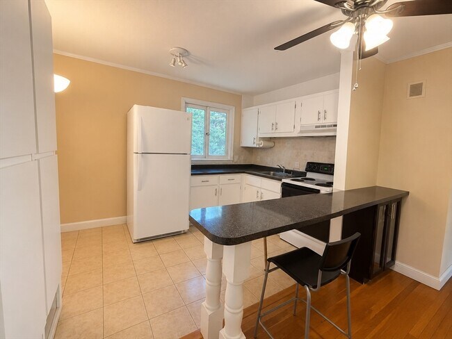 Photo - 53 Lionel Ave Unit F