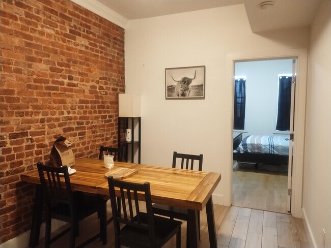 Photo - 492 Broadway Unit 4