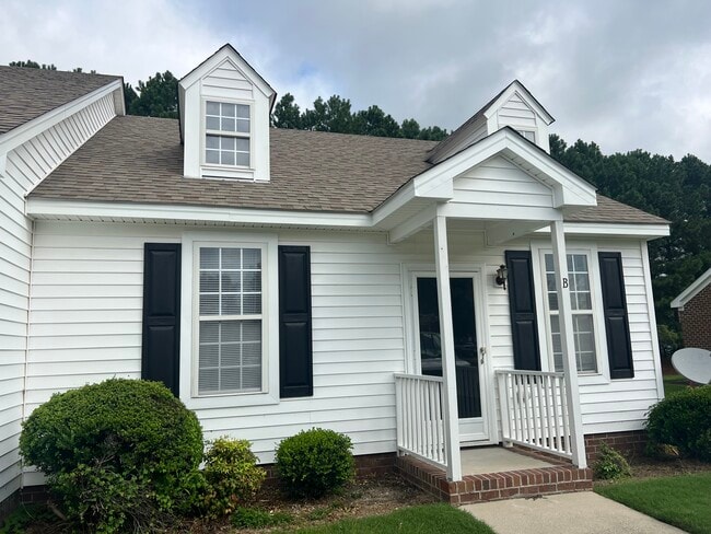 Building Photo - 3320 Whitlock Dr N Rental