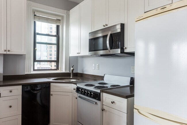 Photo - 137 Peterborough St Unidad 23
