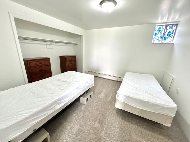 Photo - Pinnacle Apartments