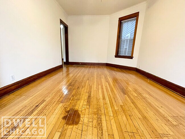 Photo - 2430 N Spaulding Ave Unit 2