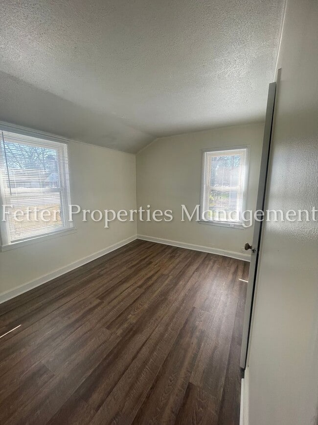 Photo - Don't Miss Out!