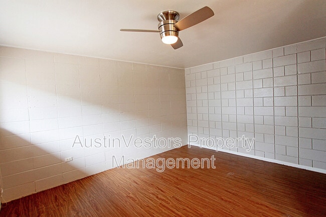 Photo - 903 Springdale Rd Unit Apt A