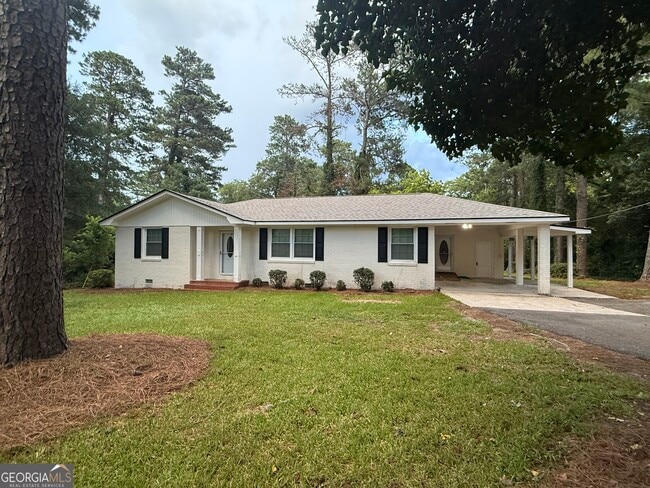 Photo - 311 Wesleyan Dr