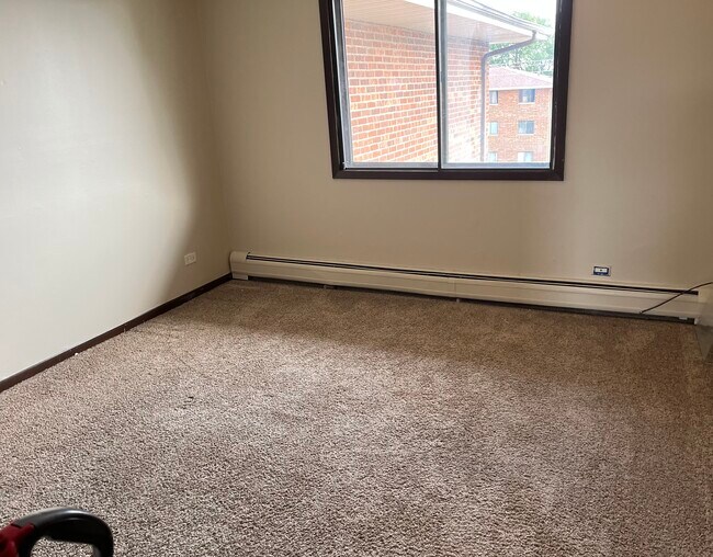 Photo - 15737 Terrace Dr Unit 2 bedroom 3rd floor