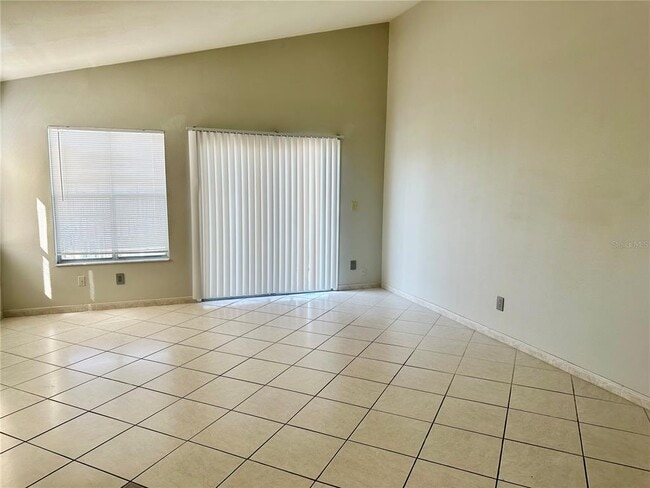 Photo - 2524 Woodgate Blvd Unit 201