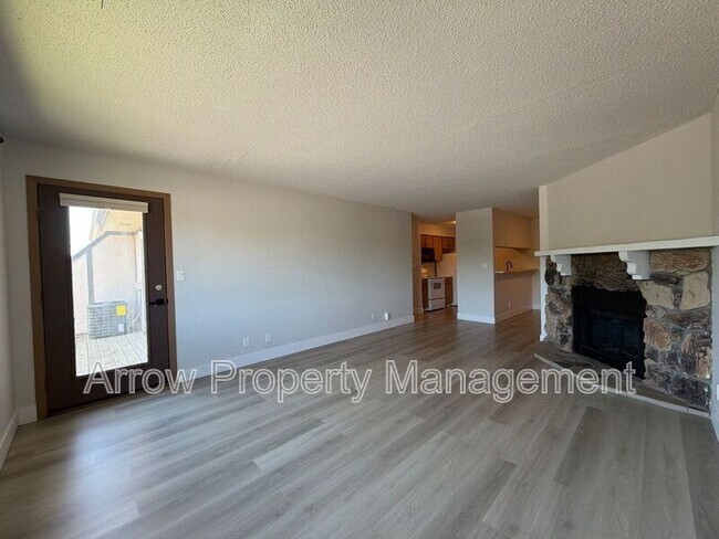 Photo - 2350 N 44th St Unit 11
