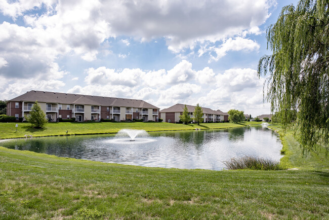 Summit Pointe - Summit Pointe Apartments