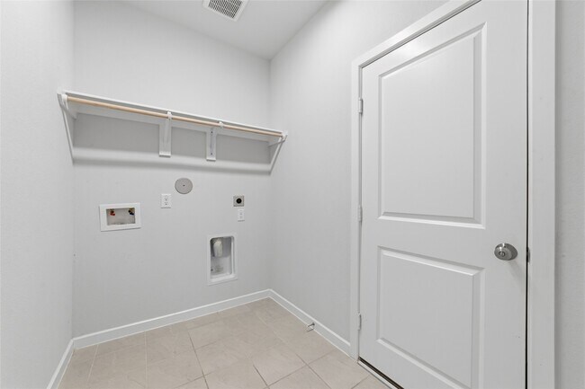 7819 Wyndham Hbr Ct