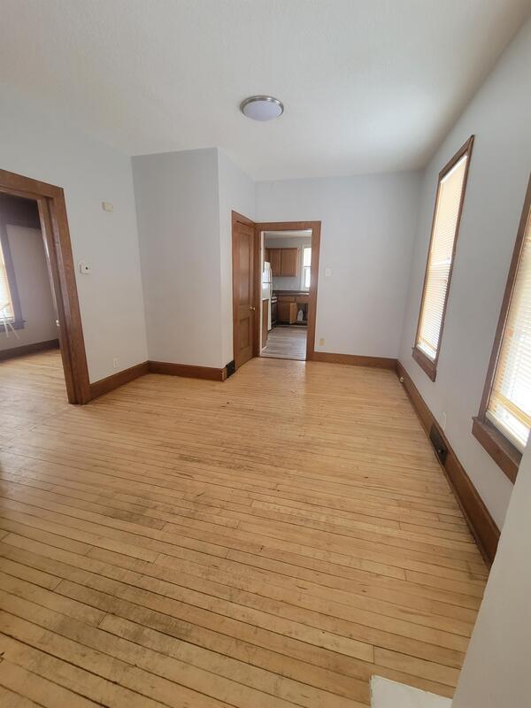 Photo - 1093 Euclid St