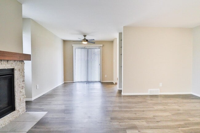 Apple Glen Apartments