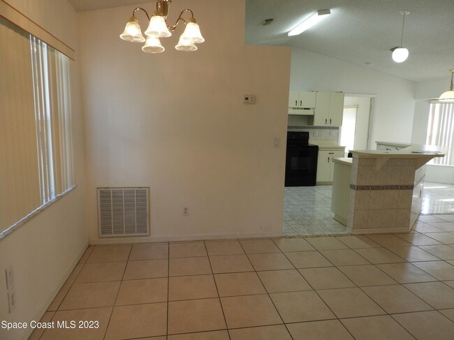 Photo - 1420 Denali St SE