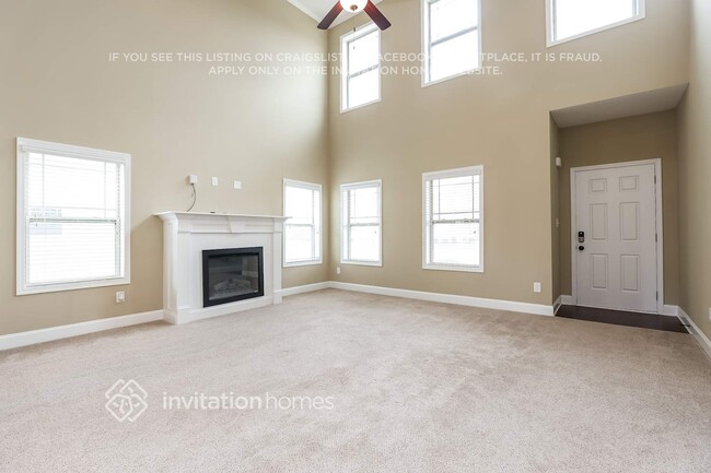Photo - 2921 Cason Ln