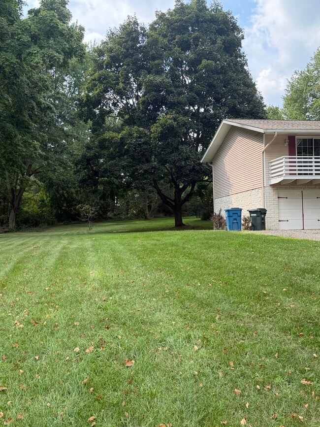 Photo - 4472 King Arthur Dr