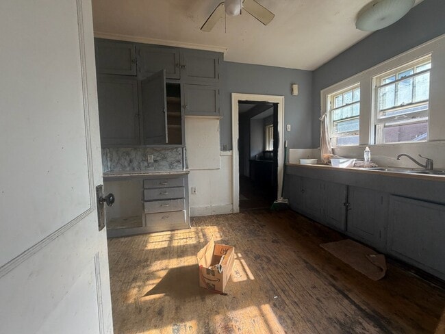 Photo - 107 E Archer Ave