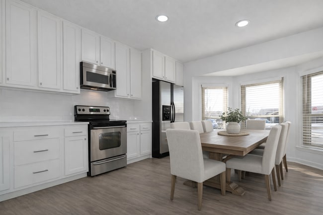 Photo - Spacious 3 Bedroom Home with Modern Updates – Jeffersontown