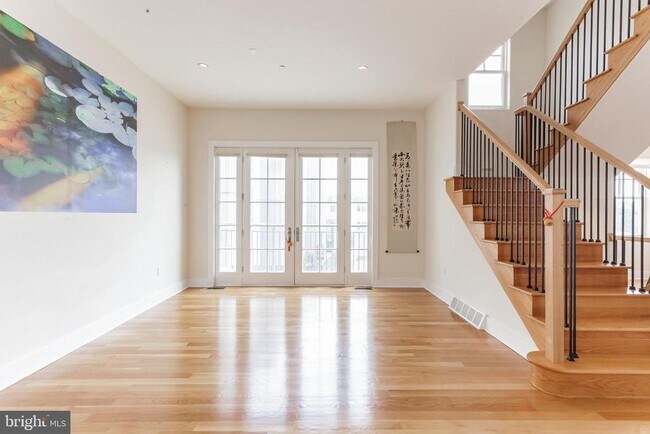 Photo - 133 Salter St
