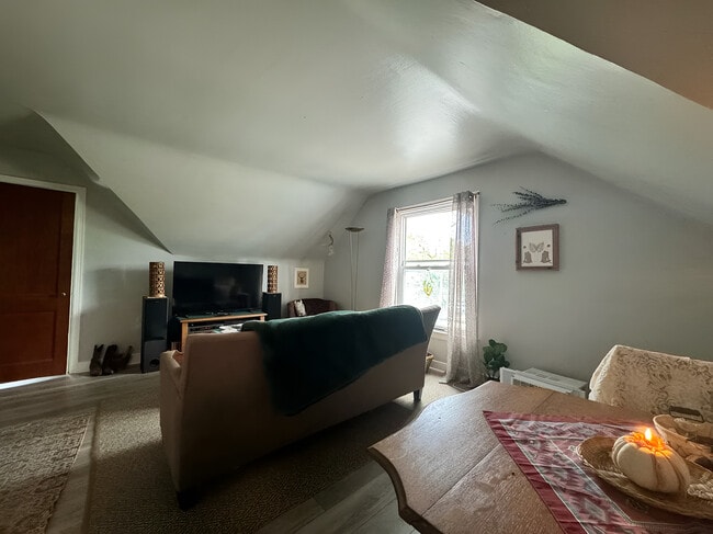 Photo - 1403 Columbus Ave