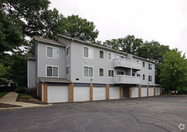 Woodrun Apartments - Woodrun Apartments