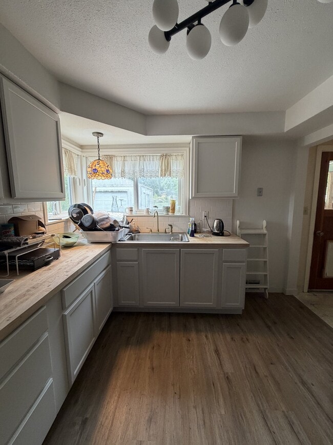 Photo - 118 E 62nd St