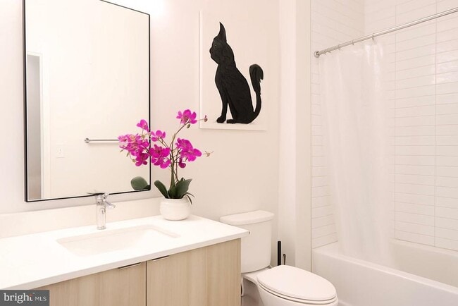 Photo - 7175 12th St NW Unidad 201