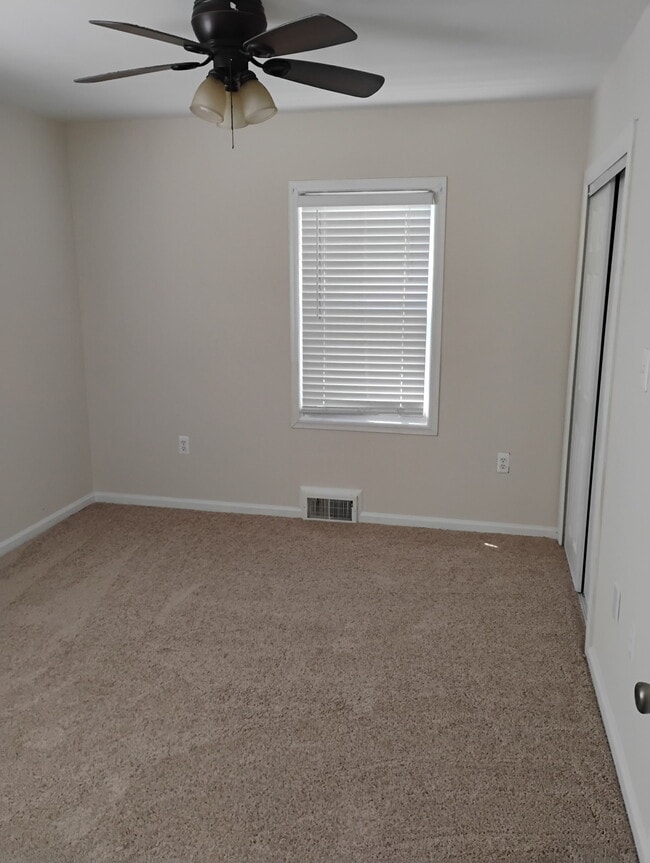Photo - 4222 Elderon Ave