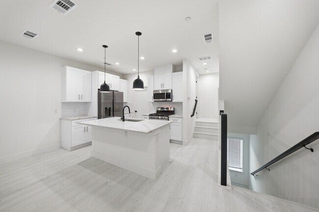 Photo - 7207 Mohawk Dr